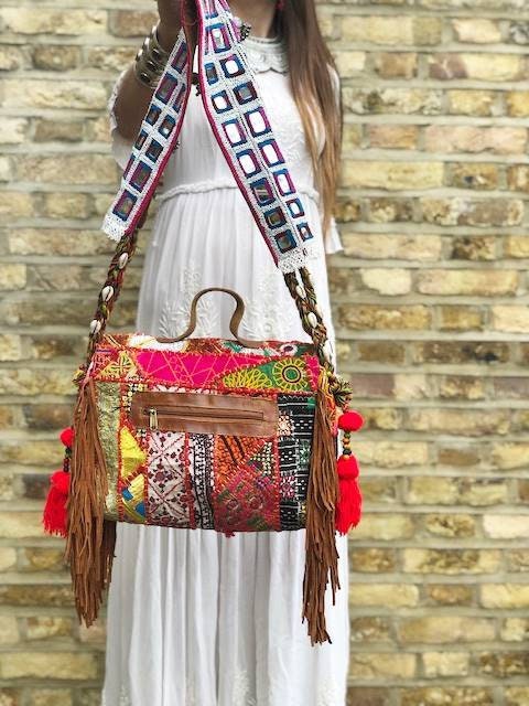 Ayliss Women's Hippie Fringe Tassel Messenger Bag