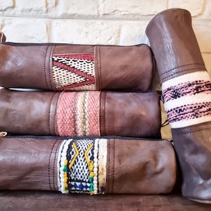 POUCH PER MATITE IN PELLE, astuccio per matite per artisti con tappeto Kilim marocchino, borsa per trucchi da donna con cerniera, custodia per occhiali in vera pelle