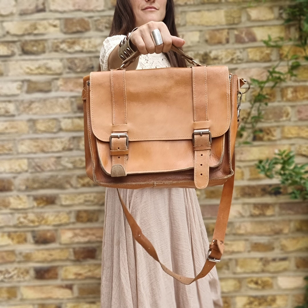 70s Vintage Tan Leather Messenger Bag Retro Crossbody Etsy