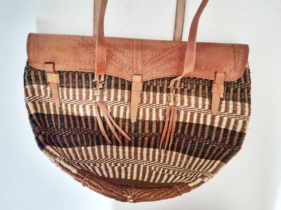 Large VINTAGE SISAL LEATHER Bag, 60s 70s Woven Bu… - image 10