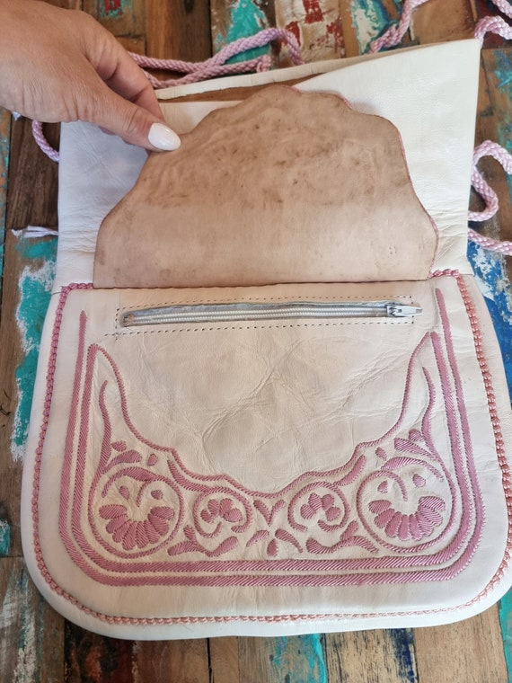 Artisan Women Leather Crossbody Bag - Moroccan Be… - image 4