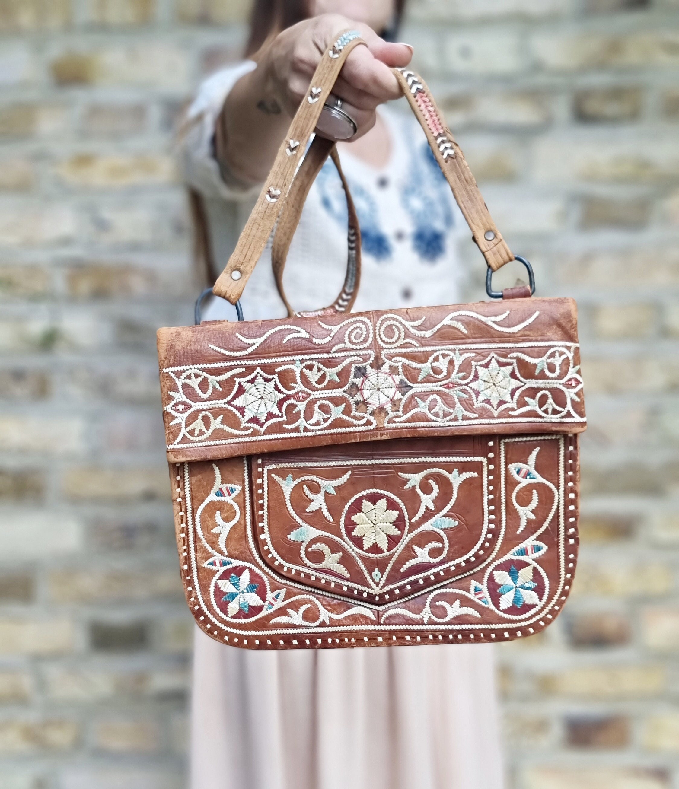 ANTIQUE LEATHER BAG Boho, Old Moroccan Berber Purse, Vintage Gypsy