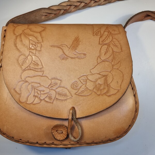 Hand Tooled HUMMINGBIRD LEATHER PURSE with Roses, Women Western Style Purse Medium Size, Mother's Day Gift