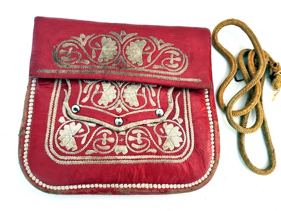 ANTIQUE LEATHER BAG Boho, Old Moroccan Berber Purse, Vintage Gypsy