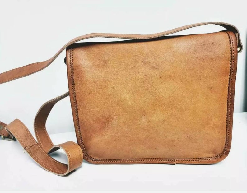 Small LEATHER SADDLE BAG Tan Brown Handmade Hippie Handbag Ethnic Leather Bag Boho Vintage Satchel Bronze Buckle Leather Bag