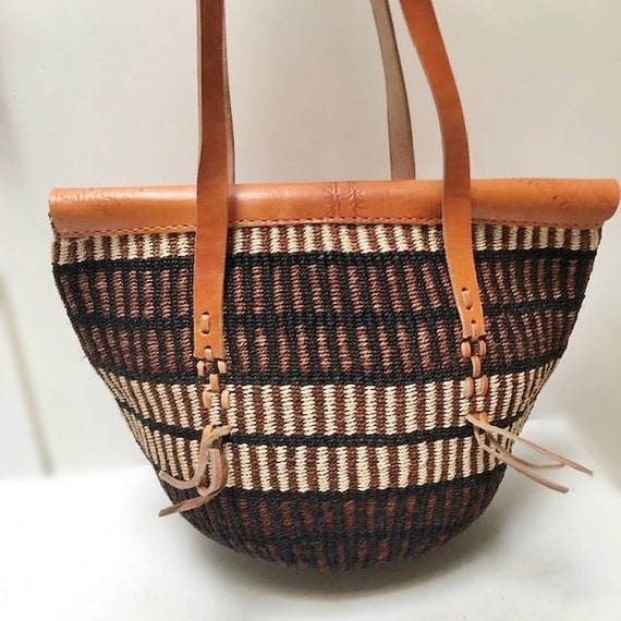 Large VINTAGE SISAL LEATHER Bag, 60s 70s Woven Bu… - image 5