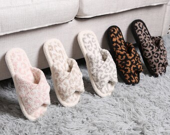 fluffy leopard print slippers