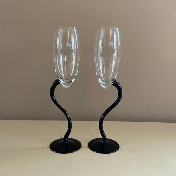 Set of 2 - Vintage 80s Artisan Elegant Post Modern Handmade Floating Curved Stemmed Champagne Drinking Glasses - Clear w Black Stem Glass