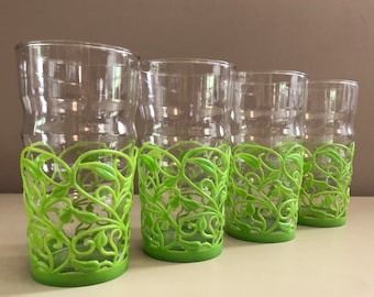 Set of 4 - Vintage 70s Flower Power KH USA Tumbler Drinking Glasses  w bright green Filigree plastic overlay