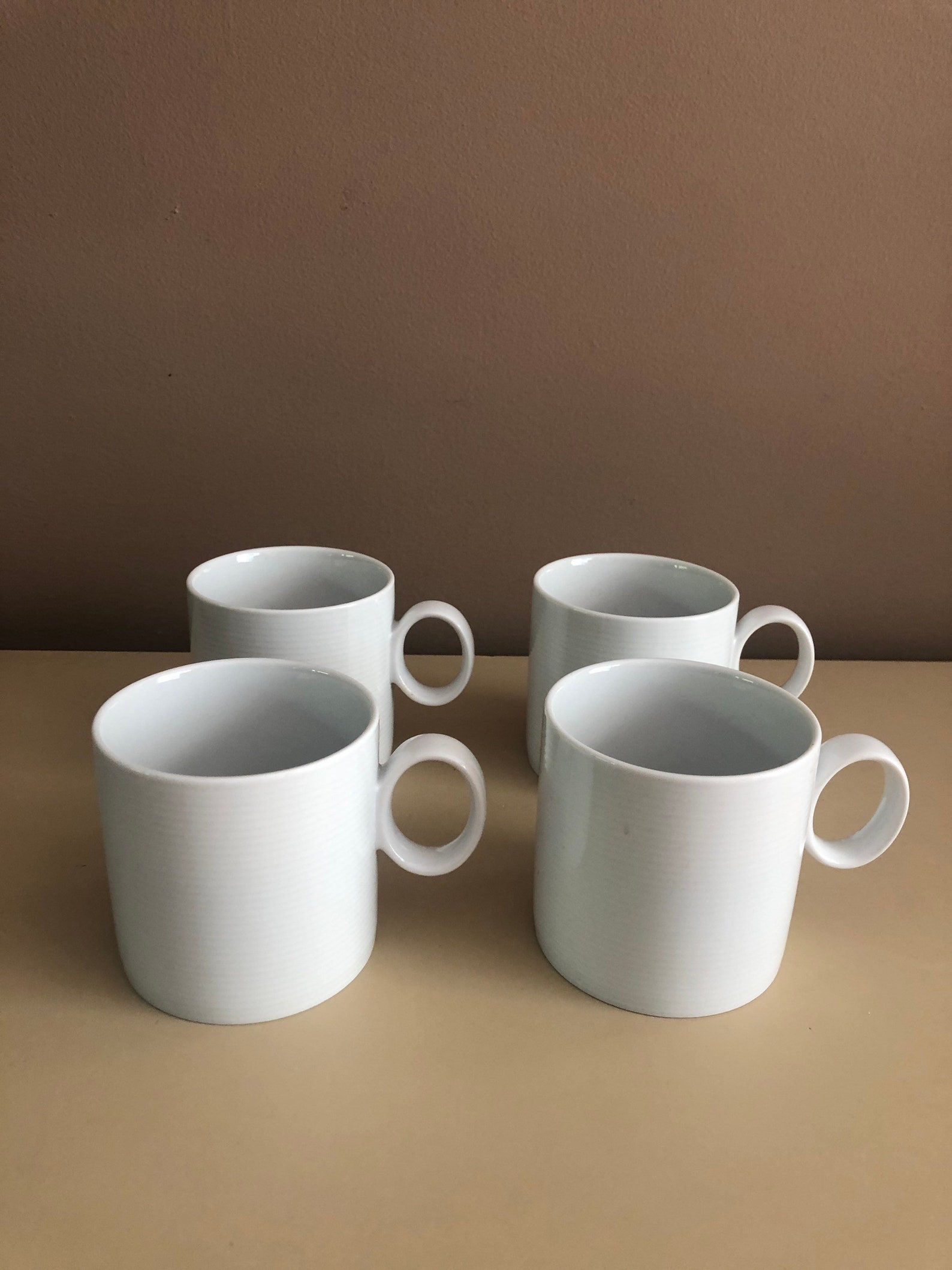 Set von 4 80er Jahre minimalistischen alle weißen Rippe Thomas | Etsy