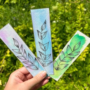 Hand-Painted Leaf Bookmark – Watercolor Botanical Design – Laminated & Durable