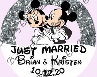 Mickey Minnie Just Married Buttons-Disney Wedding Buttons-Disney Wedding Pins-Disney Wedding Badges-Disney Just Married Pins