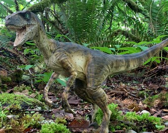 Jurassic park 1/5 velociraptor statue