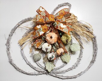 Fall pumpkin welcome wreath, Autumn door hanger, Fall home décor, Wall hanging, White twig pumpkin hanger, Velvet pumpkin floral decoration