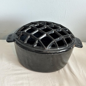 Vintage Black Enamel Cast Iron Lattice Top Wood Stove Top Humidity Steamer Office Home Kitchen Cast Iron Decor