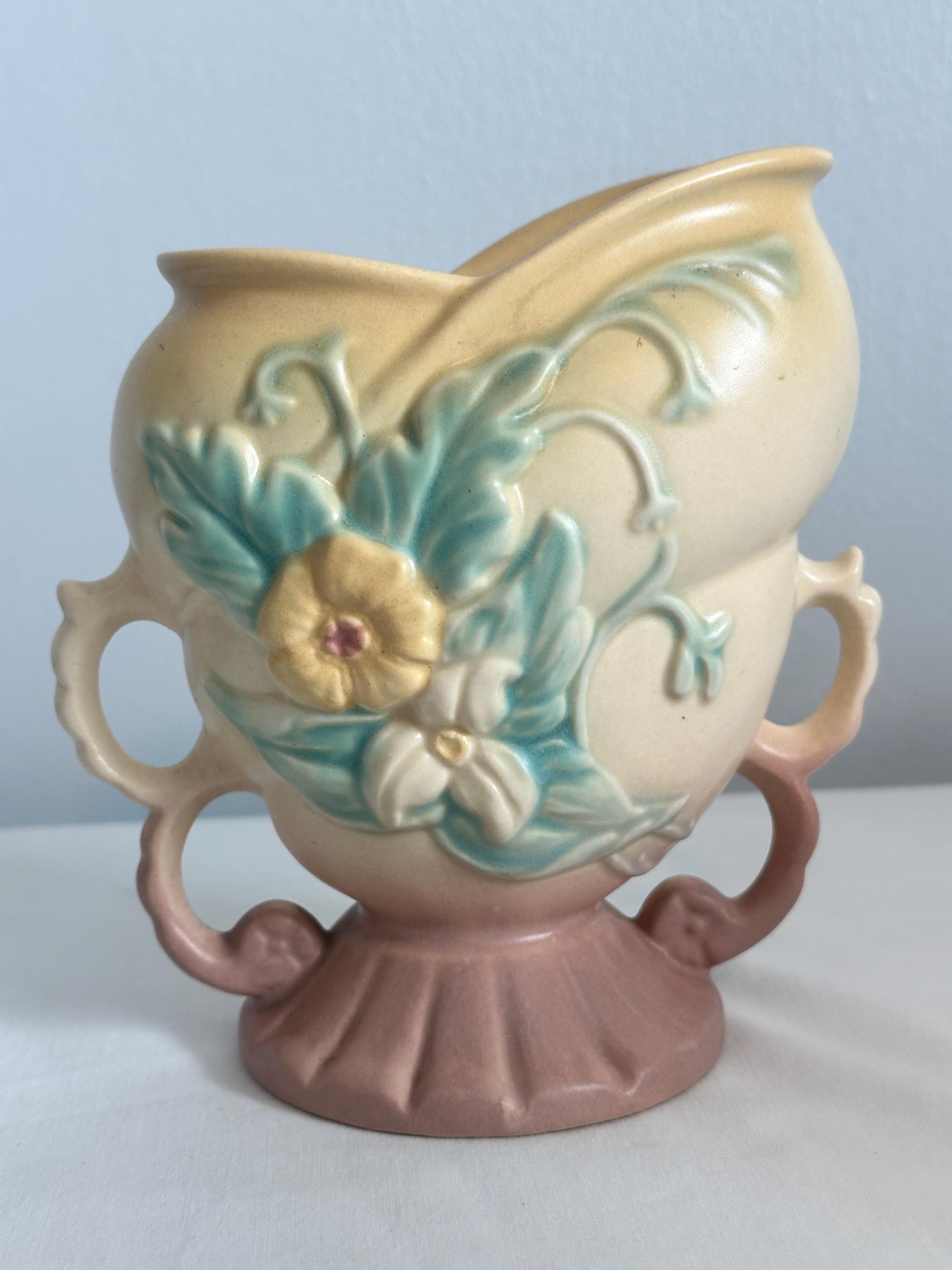 1940s Hull Pottery - Etsy