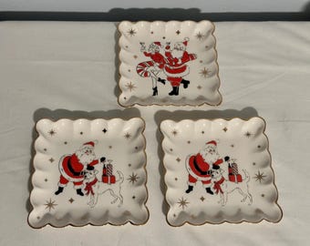 Vintage Style Pottery Barn Holiday Cheer Collection Set of 3 Dessert Plates/ Appetizer Plates Office Home and Kitchen Cooking Serving decor