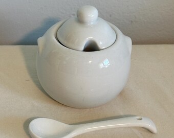 Vintage BIA Cordon Bleu 8 oz white porcelain Honey Pot Bowl Sugar Bowl with Spoon and Lid Office, Home, and Kitchen Drinkware Serving Decor