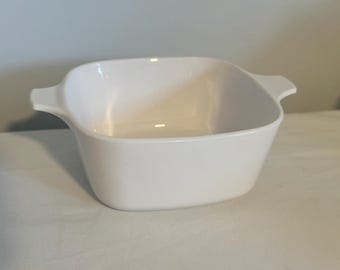 Vintage corning ware French White p-43-b 700 mL petite pan casserole dish serving bowl Home and Kitchen Baking Cooking and Serving Decor