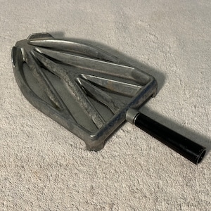 Vintage Iron Handled Aluminum Trivet Home and Kitchen Decor
