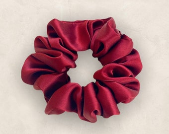 Red Mulberry Silk Scrunchie