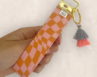Llavero de pulsera a cuadros, llavero retro de tela, cordón de lino para la muñeca, bonito soporte para llaves de coche, regalo hecho a mano para ella.