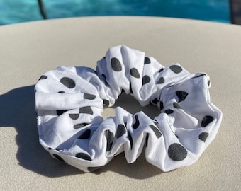 Polka Dot Scrunchie / Spotty Scrunchie
