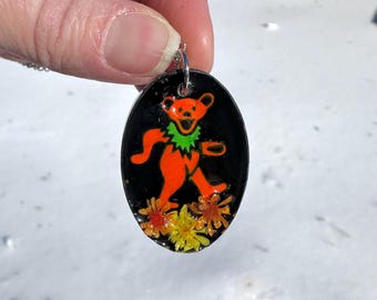 Orangefarbener Bären-Anhänger!