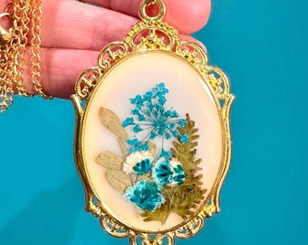 Blue and Gold Cameo!