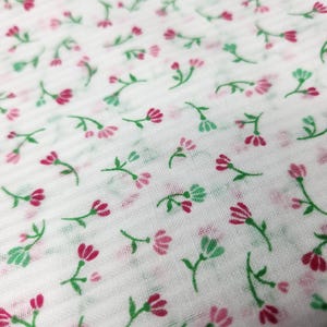 pink rose cotton fabric, small rose fabric, pink rosebud fabric, cotton floral fabric, pink floral fabric, vintage rose fabric, white 008