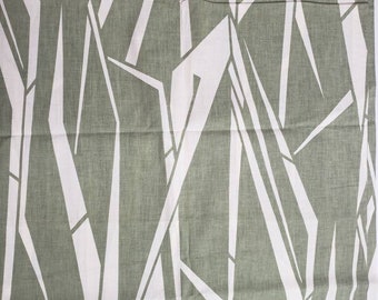 cotton bamboo print fabric, large scale bamboo fabric, green bamboo fabric, cotton fabric, bamboo fabric, vintage bamboo fabric, vintage 011