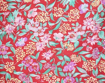 red floral fabric, pink and red floral fabric, vintage floral fabric, cotton floral fabric, vintage calico fabric, cotton calico fabric 004