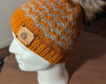 Kuschelige Wintermütze mit Kunstfell-Bommel, Unikat
