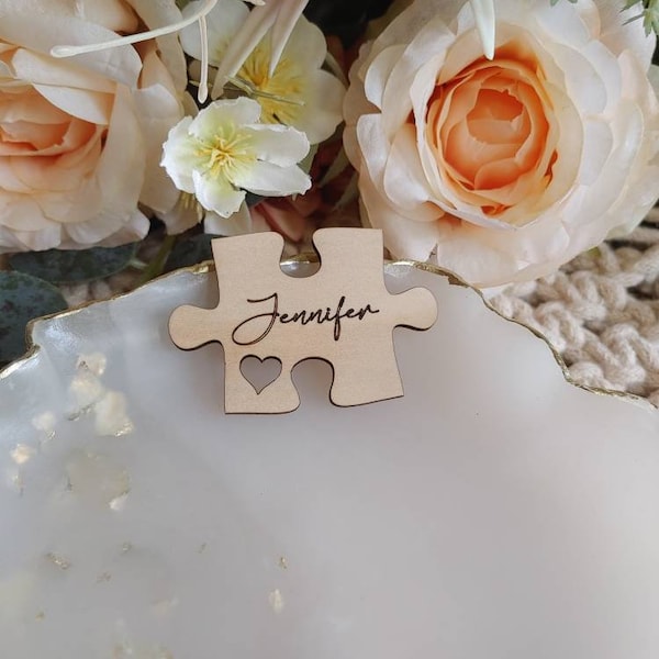 Puzzle Piece placements, Wedding place cards