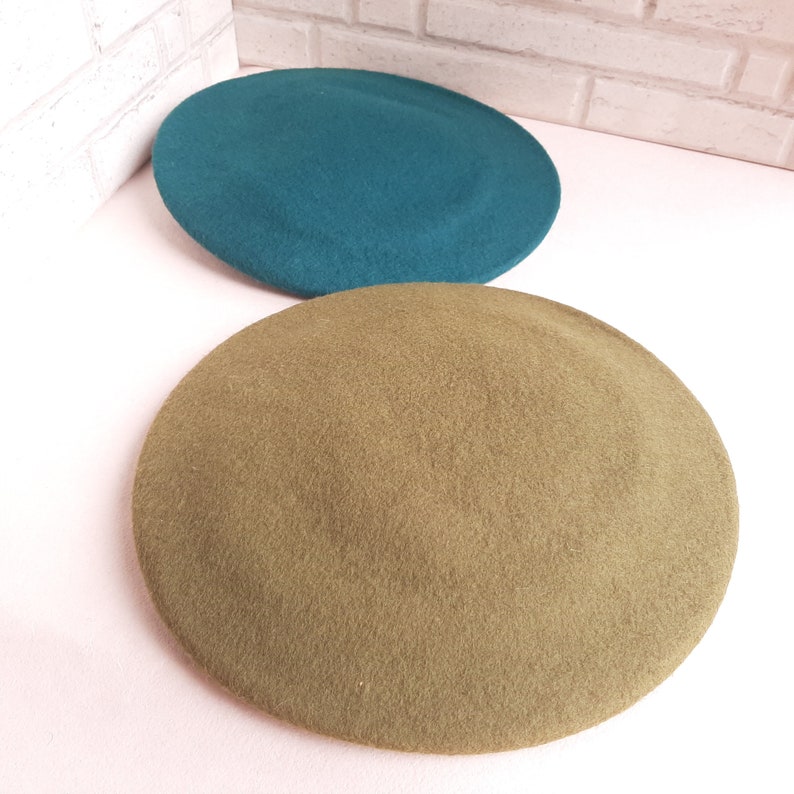Uniform wool beret Army beret Military cap Military hat New condition Army Blue-green or Khaki colors Wool Berets