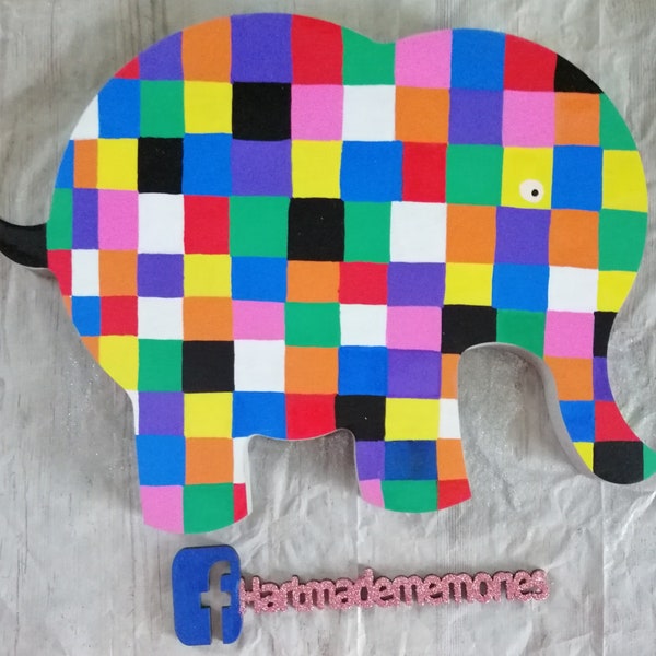 Éléphant arc-en-ciel