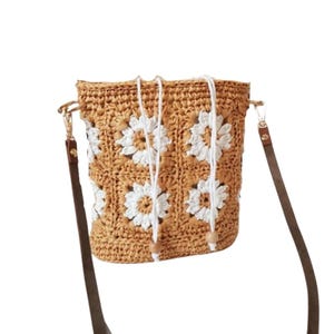 Crochet tote bag, summer shoulder bag. raffia bag