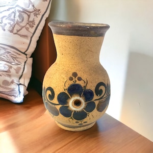 Mexico Tonala Sandstone Pottery Bud Vase 5” Folk Art Cobalt Blue Flowers Vintage