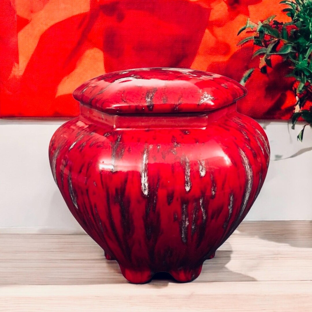 Pottery Red Color Vintage Red Pottery Hexagonal Ceramic Lidded Jar Urn 5.5
