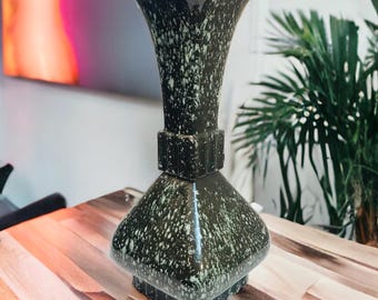 Savoy China Green White Splatter Ceramic Vase 12” MCM Vintage USA Flared Genie