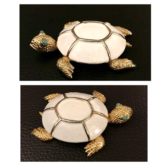 2 Vintage Sea Turtle Brooches Pins MONET Gold Ton… - image 8