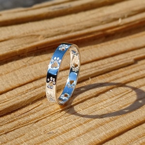 Anillo de plata de ley con huella de pata