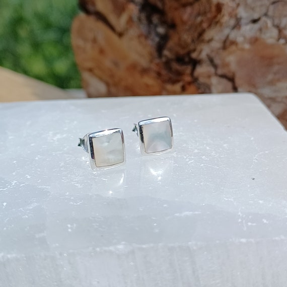 Silverly Orecchini A Bottone In Argento 925 Con Madreperla Quadrata 7mm - Eleganti, Ipoallergenici, Con Panno Lucidante
