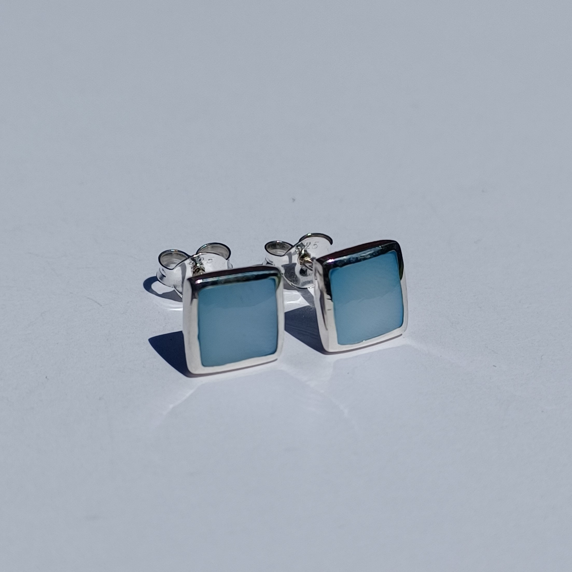Silverly Orecchini A Bottone In Argento 925 Con Madreperla Quadrata 7mm - Eleganti, Ipoallergenici, Con Panno Lucidante