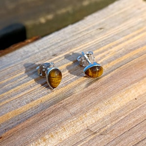 Sterling Silver Teardrop Tiger's Eye Stud Earrings