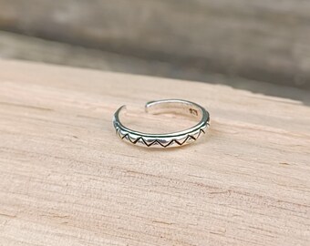 Adjustable Sterling Silver Fiesta Toe Ring