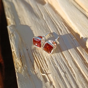 Sterling Silver Faceted Square Garnet Stud Earrings