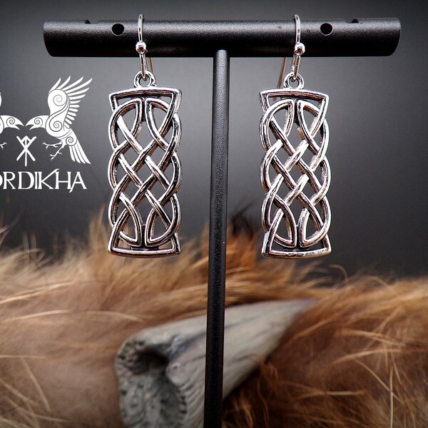 Boucles d'oreilles femme, argentée en métal - Bijoux Viking, nordique, celtique - Entrelacs, pendantes - inspiration Lagertha de Vikings