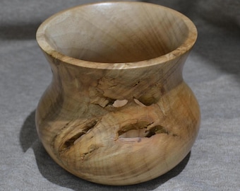 Decoratieve houten kom: esdoorn met geslepen rand
