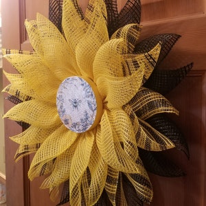 Bee sunflower DIY kit, DIY bee kit, sunflower wreath, DIY sunflower wall hanging, sunflower wreath kit, wreath kit image 2